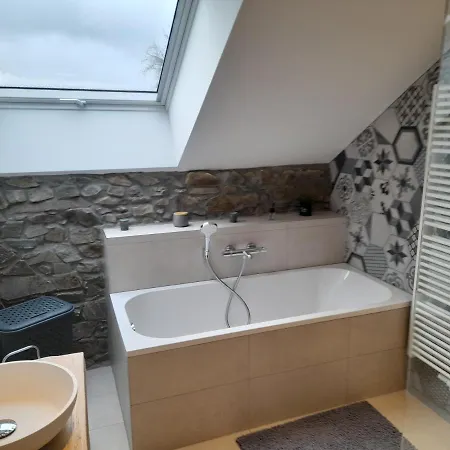 Le Refuge De Julia Holiday home *